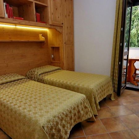 Albergo Ristorante Centro Vico Canavese Exteriér fotografie