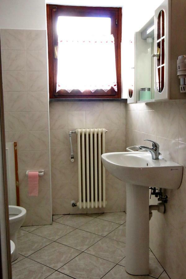 Albergo Ristorante Centro Vico Canavese Exteriér fotografie
