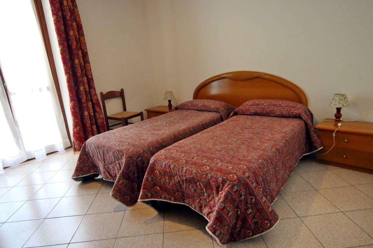 Albergo Ristorante Centro Vico Canavese Exteriér fotografie